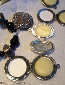 Allow to solidify before moving the lockets